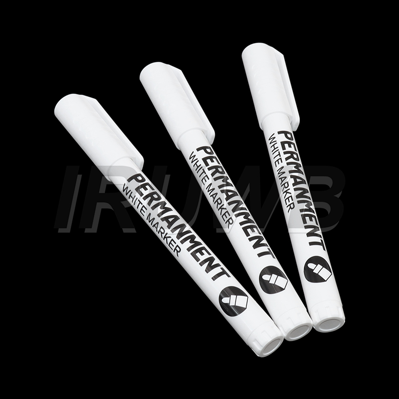 アート用、耐水性、白色、細いペン先、油性マーカーペン、アクリ - Copic Marker Classic のレビューと価格